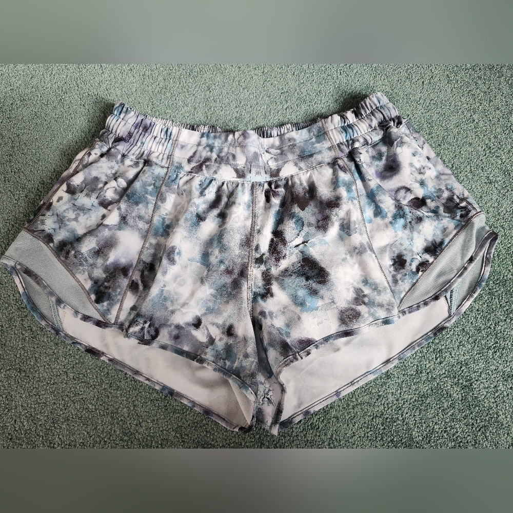 Lululemon Hotty Hot Shorts